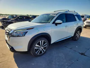 Nissan Pathfinder 3.5L 6 2023