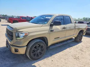 Toyota Tundra 5.7L 8 2020