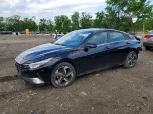 Hyundai Elantra 2.0L 4 2021