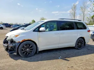 Toyota Sienna 3.5L 6 2011