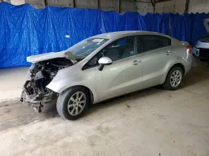 Kia Rio 1.6L 4 2013
