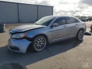 Chrysler 200 2.4L 4 2013