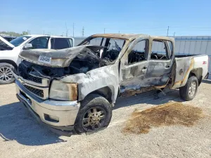 Chevrolet Silverado 1500 6.6L 8 2011