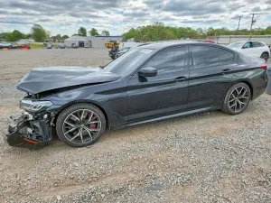 BMW 5 Series 4.4L 8 2021