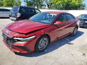 Hyundai Elantra 2.0L 4 2024