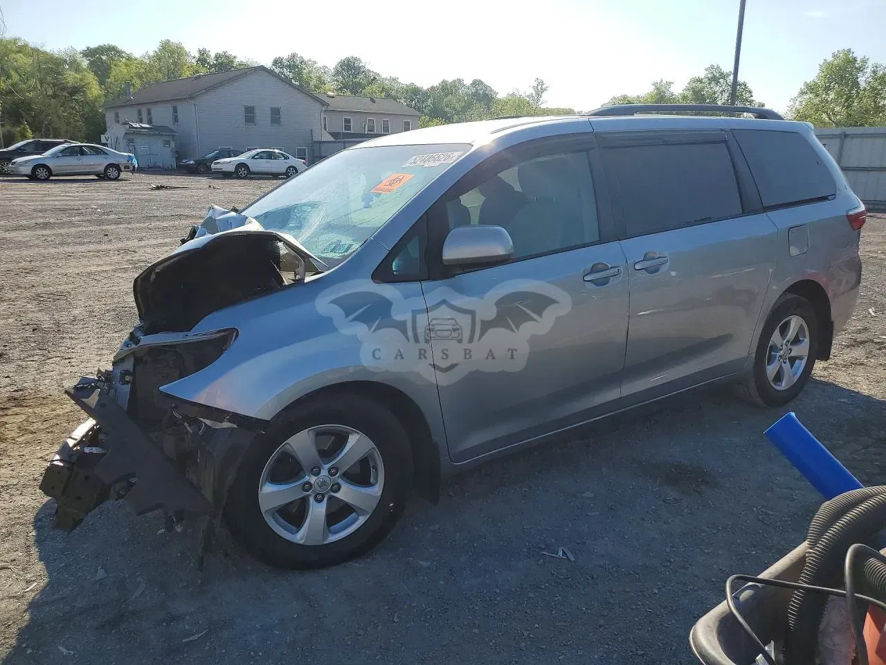 Toyota Sienna 3.5L 6 2015