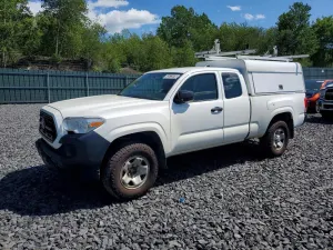 Toyota Tacoma 2.7L 4 2016