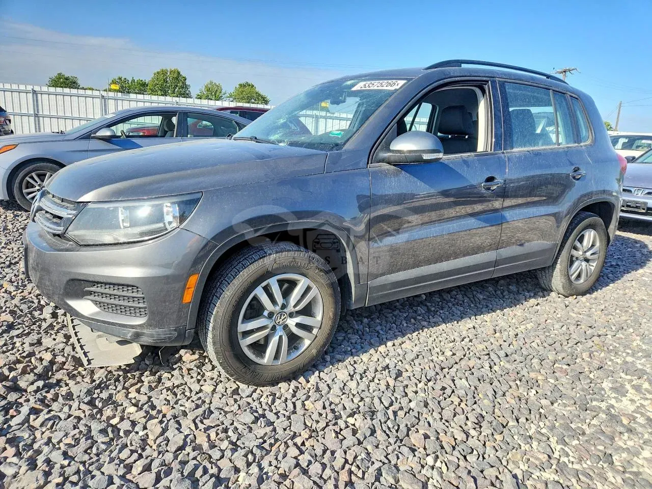 Volkswagen Tiguan 2.0L 4 2016