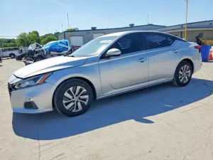 Nissan Altima 2.5L 4 2020