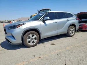 Toyota Highlander 3.5L 6 2022
