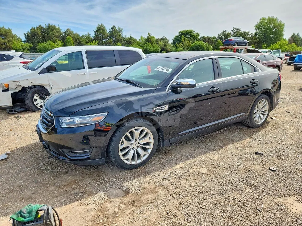 Ford Taurus 3.5L 6 2017