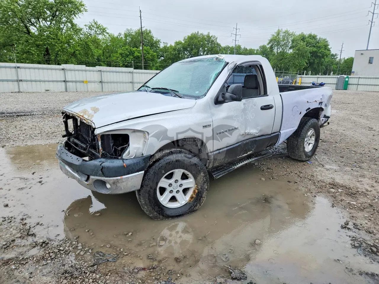 Dodge RAM 5.7L 8 2007