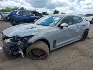 Kia Stinger 3.3L 6 2021