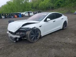 Tesla Model S 2023