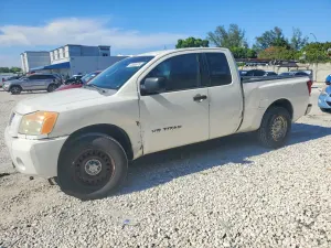 Nissan Titan 5.6L 8 2008
