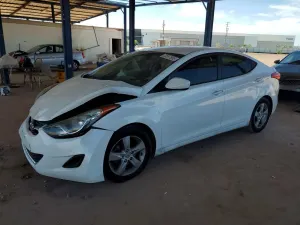 Hyundai Elantra 1.8L 4 2013