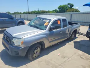 Toyota Tacoma 2.7L 4 2015