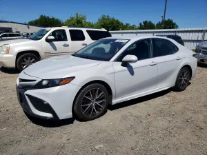 Toyota Camry 2.5L 4 2022