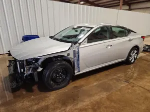 Nissan Altima 2.5L 4 2023