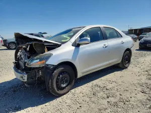Toyota Yaris 1.5L 4 2012