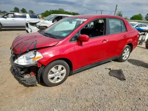 Nissan Versa 1.8L 4 2010