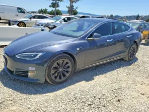 Tesla Model S 2018
