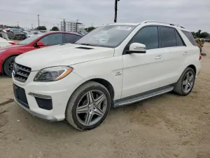 Mercedes-Benz ML 5.5L 8 2013