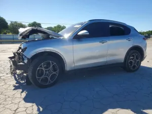 Alfa Romeo Stelvio 2.0L 4 2018