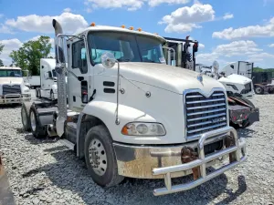 Mack 600 12.7L 6 2015
