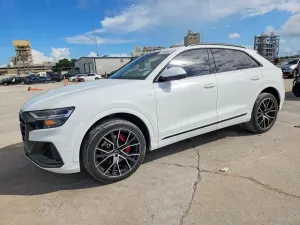 Audi Q8 3.0L 6 2020
