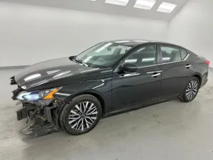 Nissan Altima 2.5L 4 2025