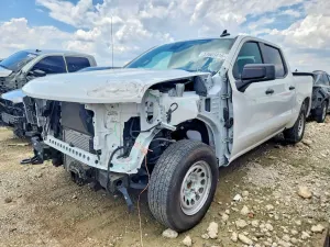 Chevrolet Silverado 1500 2.7L 4 2024