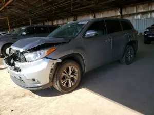 Toyota Highlander 3.5L 6 2016