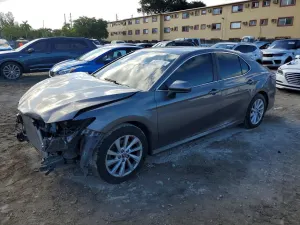 Toyota Camry 2.5L 4 2021