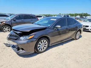 Toyota Camry 2.5L 4 2020