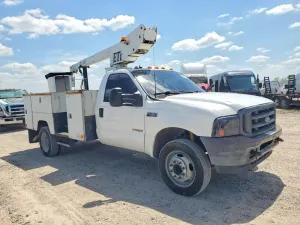 Ford F-450 8 2003