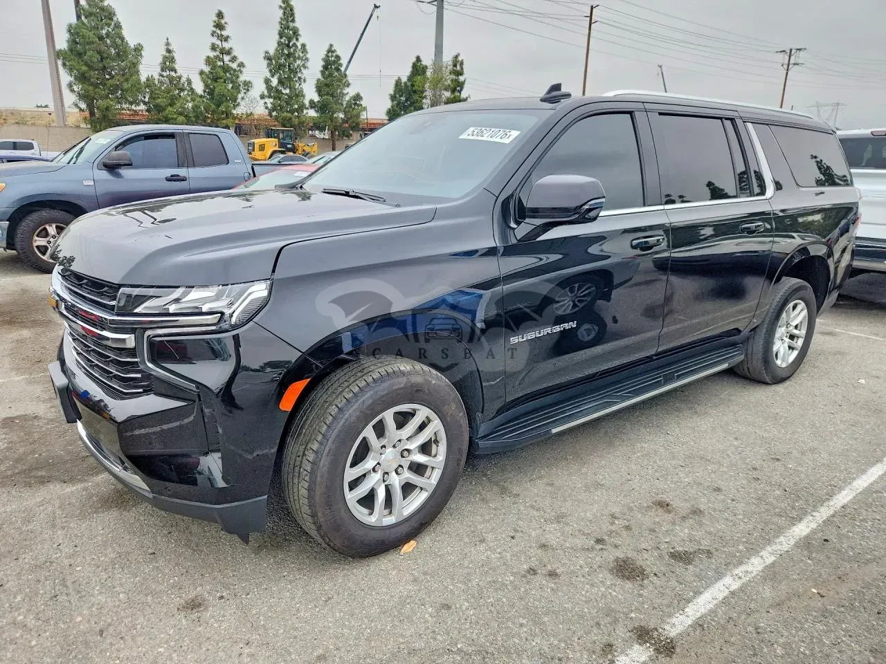 Chevrolet Suburban 5.3L 8 2023