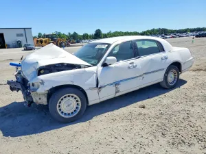 Lincoln Town Car 4.6L 8 1999