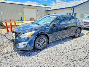 Nissan Altima 2.5L 4 2015