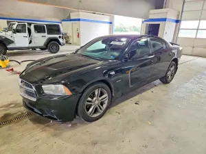 Dodge Charger 5.7L 8 2014