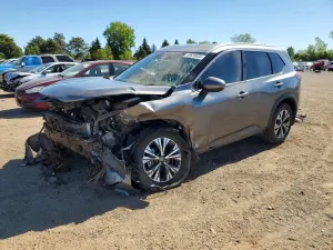 Nissan Rogue 2.5L 4 2021