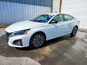 Nissan Altima 2.5L 4 2025