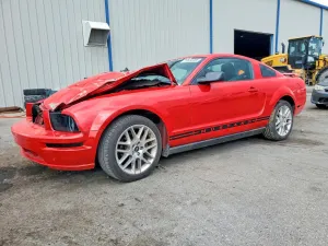 Ford Mustang 4.0L 6 2005