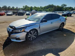 Nissan Altima 2.5L 4 2020