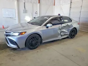Toyota Camry 2.5L 4 2022