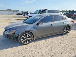 Nissan Altima 2.5L 4 2017