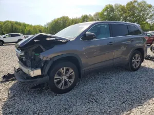 Toyota Highlander 3.5L 6 2014