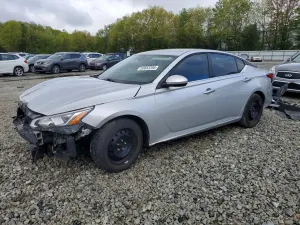 Nissan Altima 2.5L 4 2019