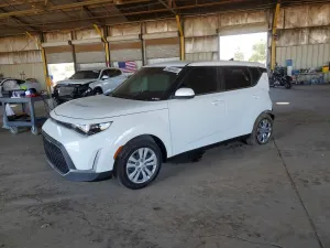 Kia Soul 2.0L 4 2025