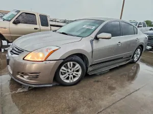Nissan Altima 2.5L 4 2012